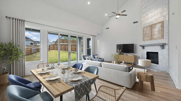 Family Room/Dining Room