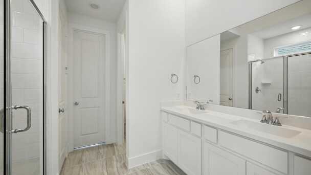 Flex Gen Suite Bathroom