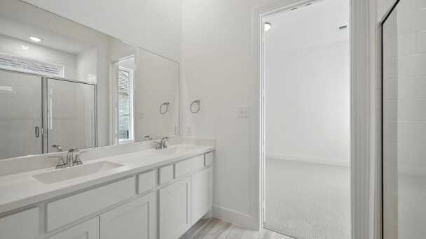 Flex Gen Suite Bathroom