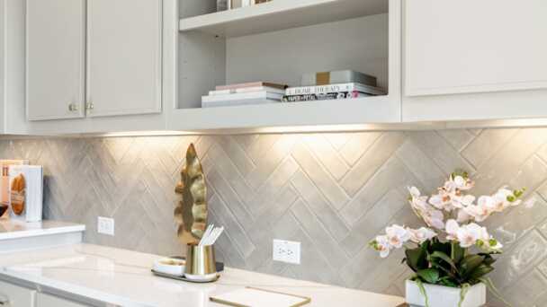 Breakfast Nook/Work Area