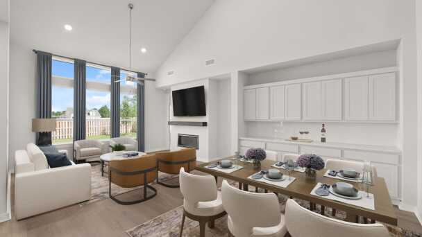 Family Room/Dining Room