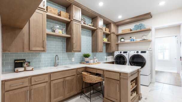 Laundry Room/Craft Room