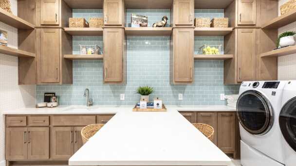 Laundry Room/Craft Room