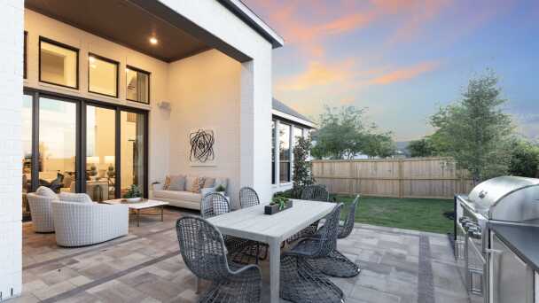 Patio/Backyard