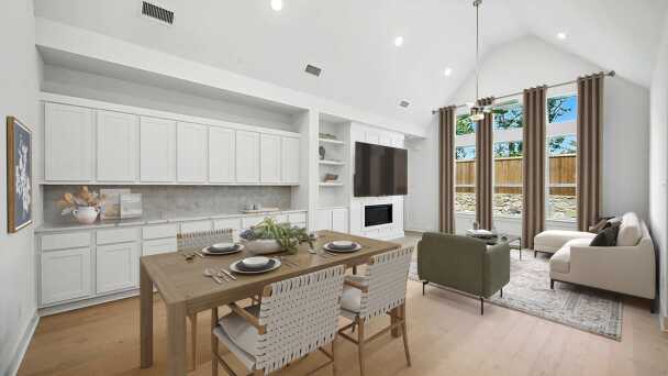 Family Room/Dining Room