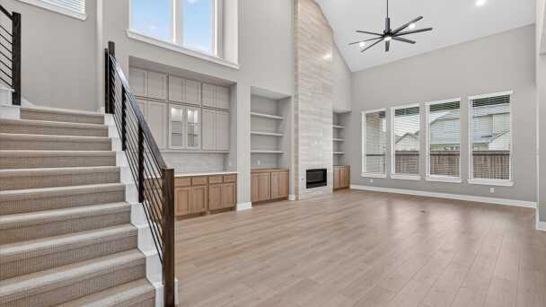 Entry/Dining Room