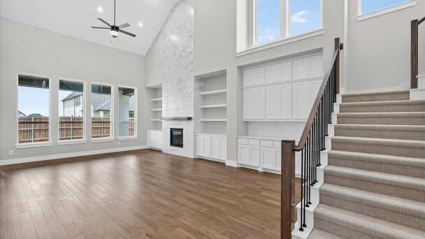 Dining Room/Entry