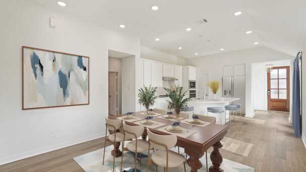 Dining Room/Entry