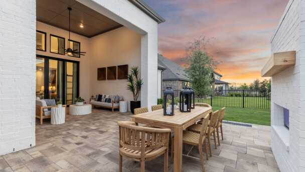 Patio/Backyard