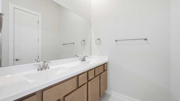Flex Gen Suite Bathroom