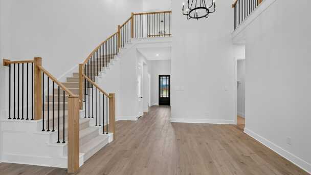 Entry/Dining Room
