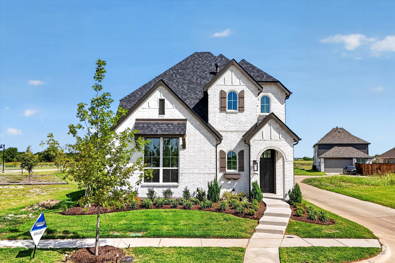 London at 2090 Cuellar Way, Van Alstyne, Texas: photo 1