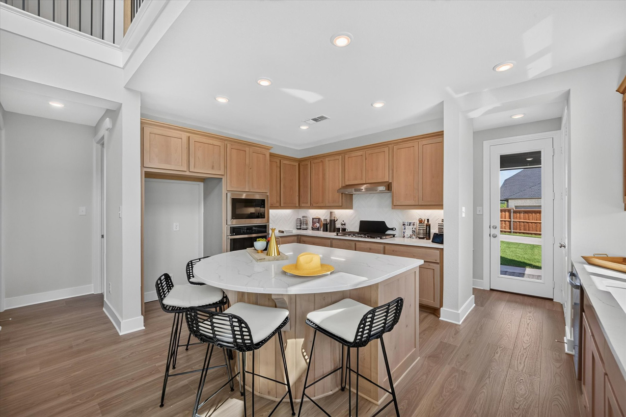 London at 2090 Cuellar Way, Van Alstyne, Texas: photo 2