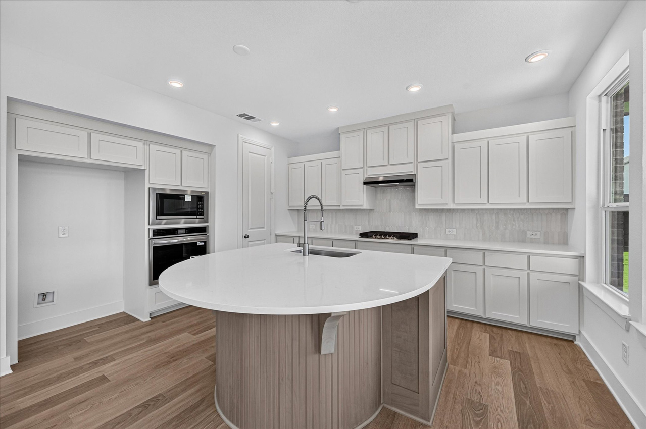 Monet at 2320 Flora Drive, McLendon-Chisholm, Texas: photo 2