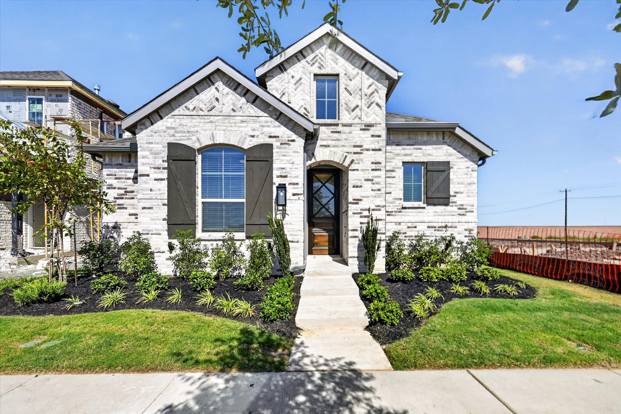 Greyton at 1816 Atchafalaya Way, Celina, Texas