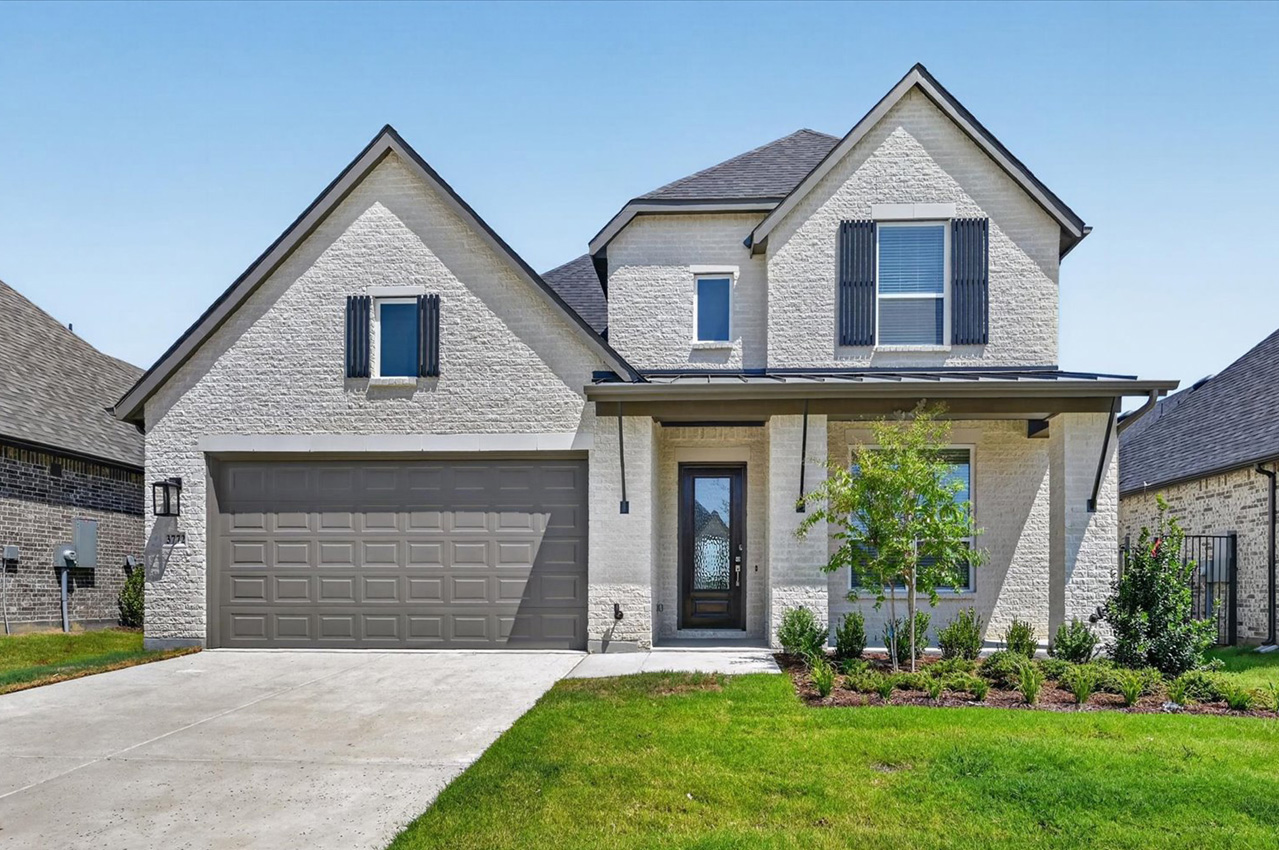 Kent at 3772 Bermuda Grass Way, Venus, Texas