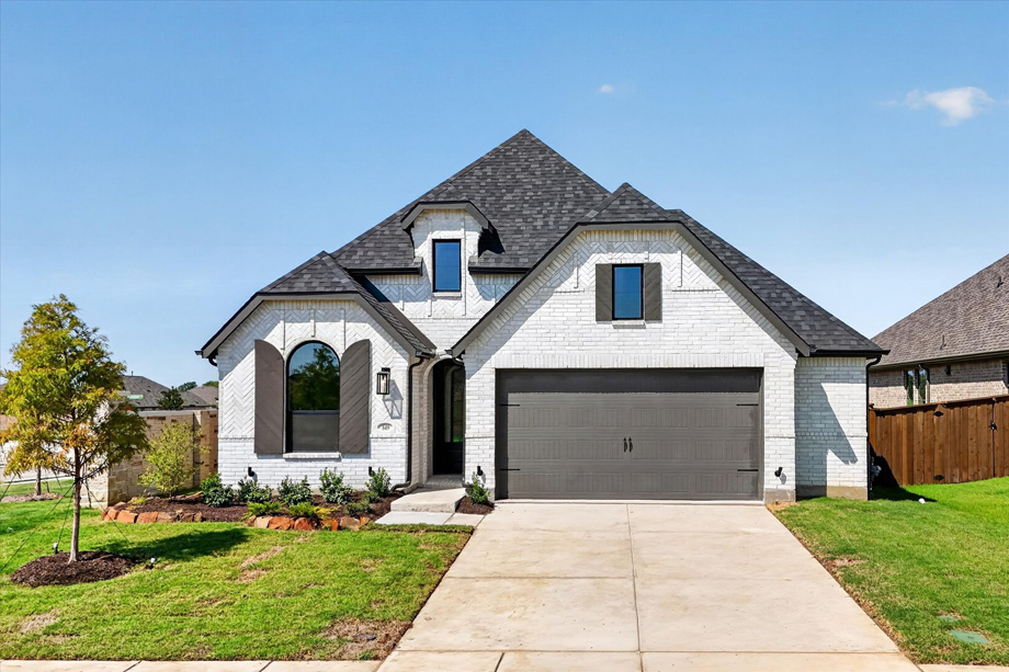 Bentley at 8409 Donaho Trail, McKinney, Texas: photo 1