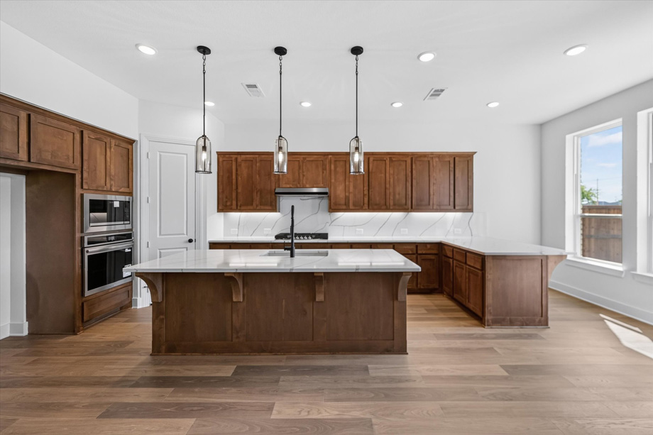 Westbury at 4323 Wildflower Lane, Oak Point, Texas: photo 3
