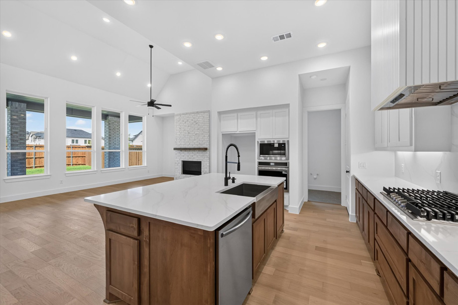 Birchwood at 4017 Trellis Drive, Celina, Texas: photo 2