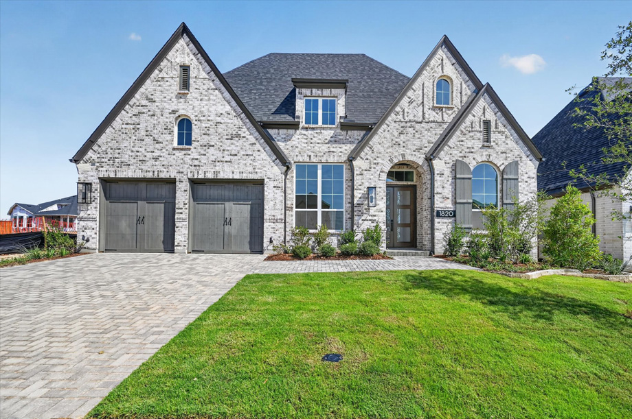 216 at 1820 Acoma Way, Bartonville, Texas