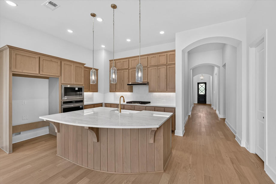 Davenport at 1557 Thicket Hill Drive, Van Alstyne, Texas: photo 2