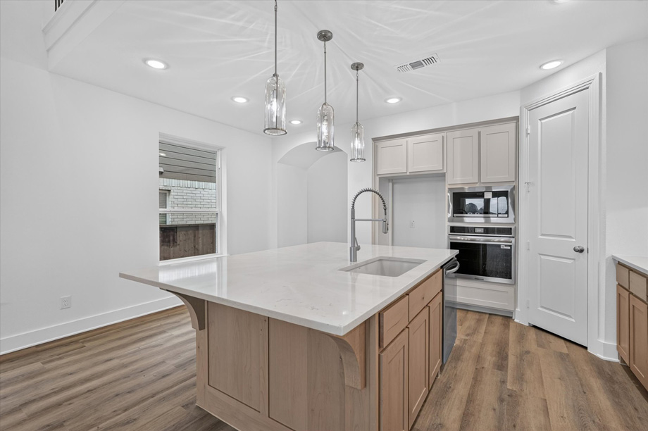 Windermere at 832 Stone Grove Road, Lavon, Texas: photo 2