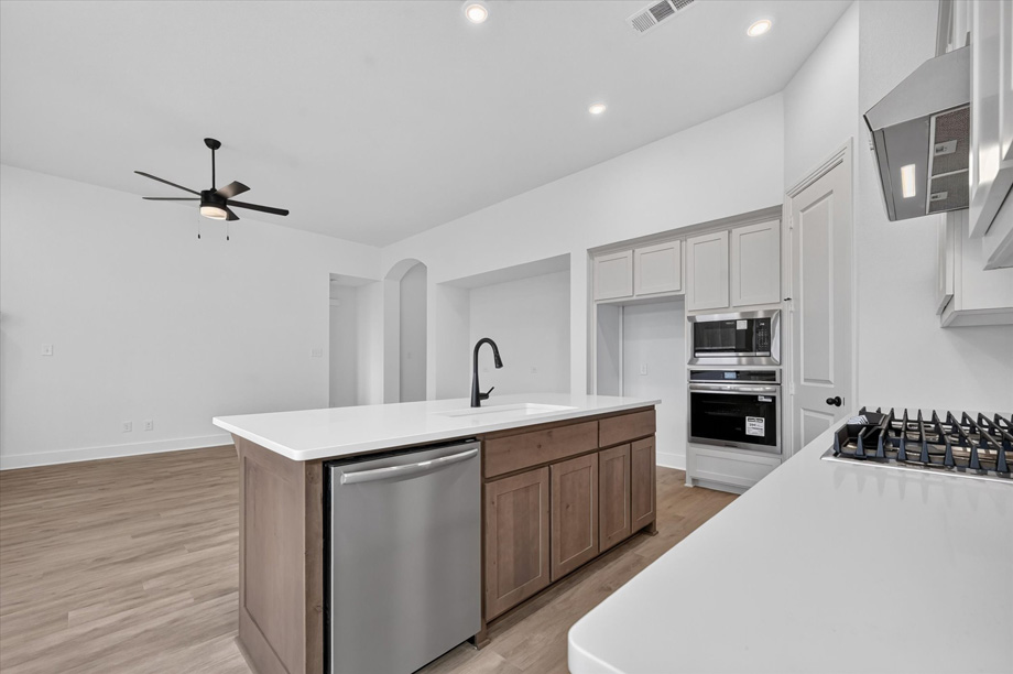 Denton at 1515 Lazio Way, Fate, Texas: photo 3