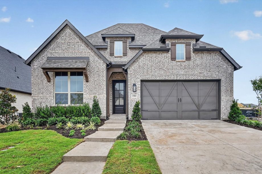 Denton at 1501 Hawn Drive, Van Alstyne, Texas